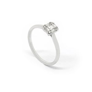 Anillo Solitario Baguette