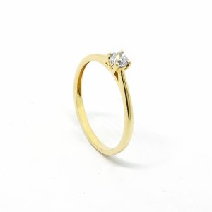 Anillo Solitario Clasico