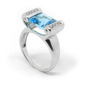 Anillo Oro Blanco Topacio Azul