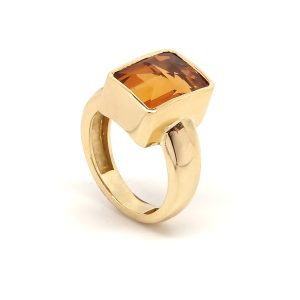 Anillo Oro Amarillo Sello Topacio